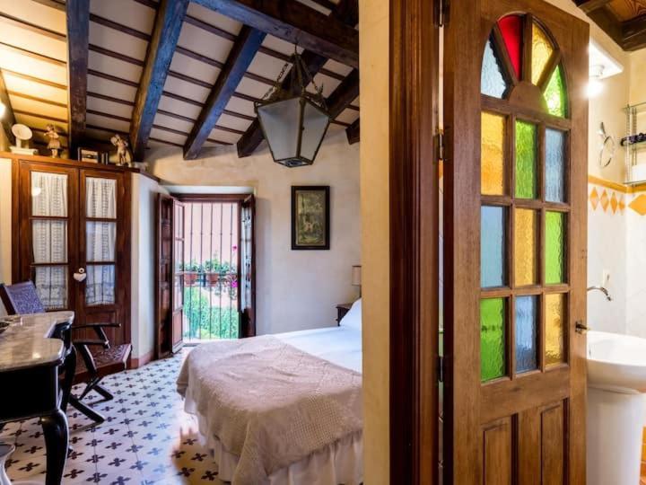 Historic House In The City Center Sevilla Buitenkant foto